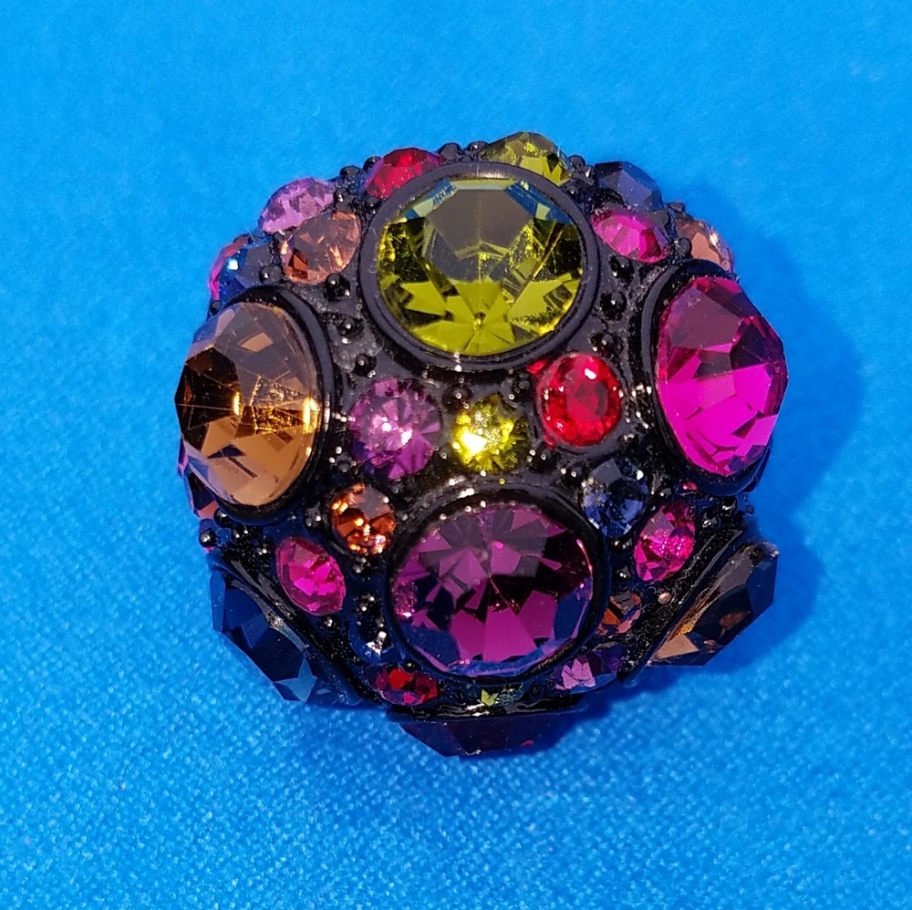 Fashion Stretch Ring with Flash and Bling!
